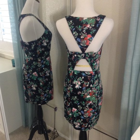 Material Girl Small Floral Mini Dress - Picture 3 of 3